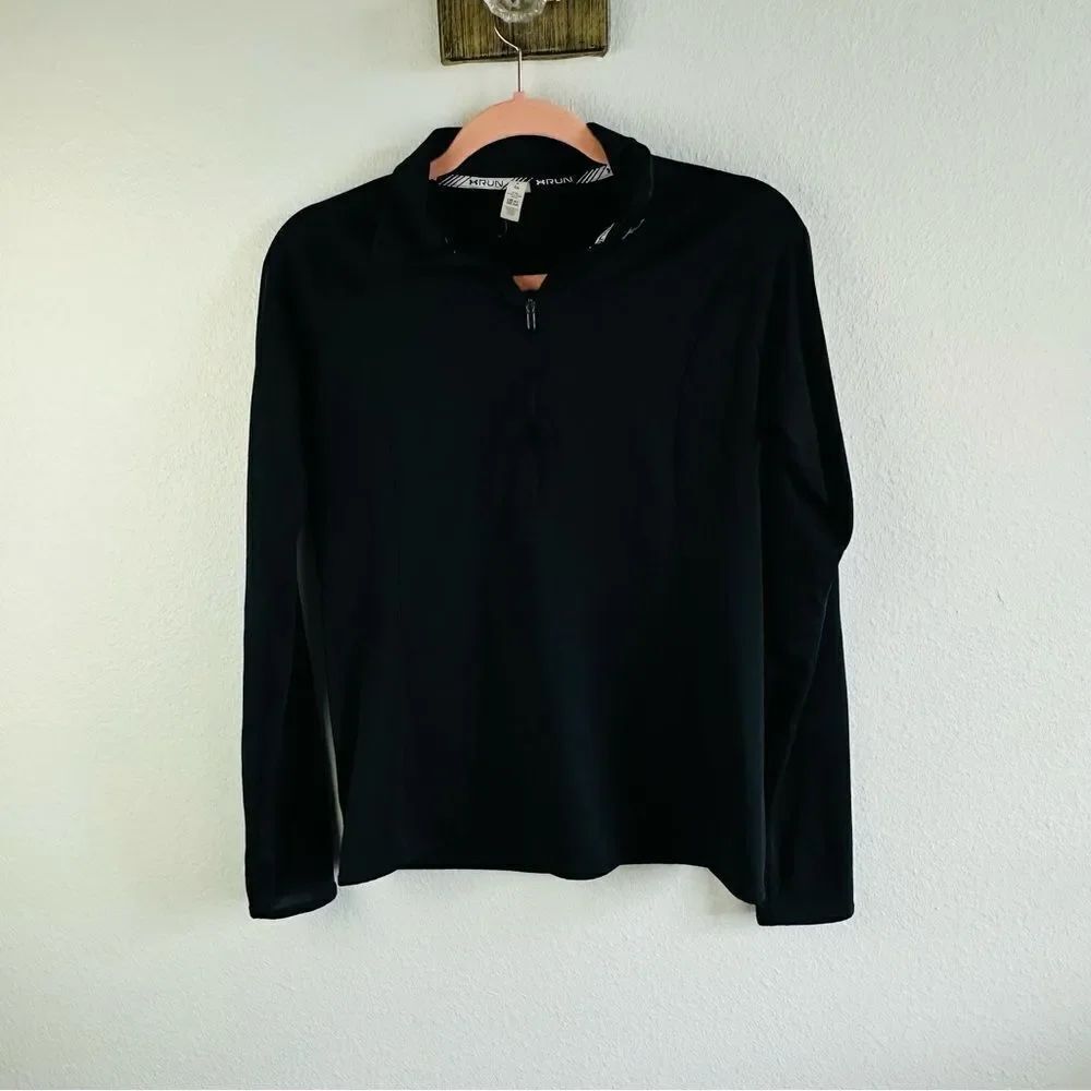 Under Armour Run Half Zip Black PullβOver Thumbβ Holes Women Size S